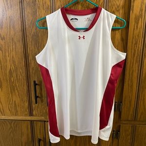 Women’s Under Armour Large Sleeveless Shirt